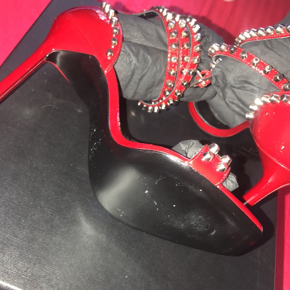 Authentic Saint Laurent heels - Picture 3 of 3